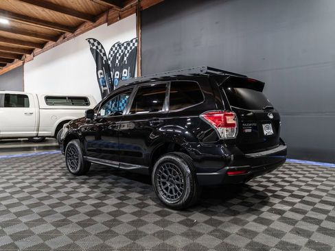 Used 2018 Subaru Forester 2.0XT Touring w/ Popular Package #2 AWD/4WD image 4