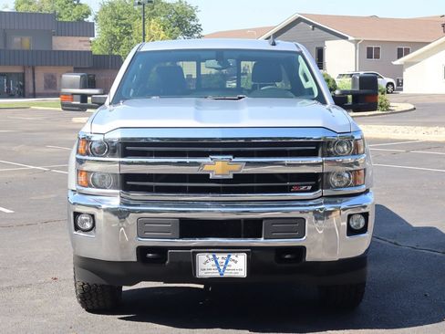 Used 2016 Chevrolet Silverado 2500 LT w/ LT Plus Package AWD/4WD image 13