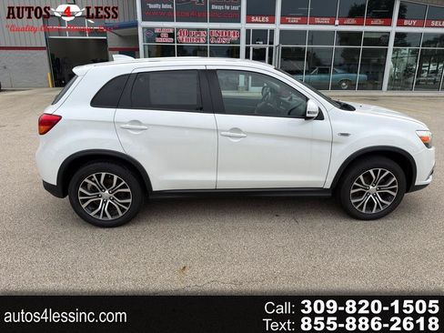 Used 2017 Mitsubishi Outlander Sport ES FWD image 1