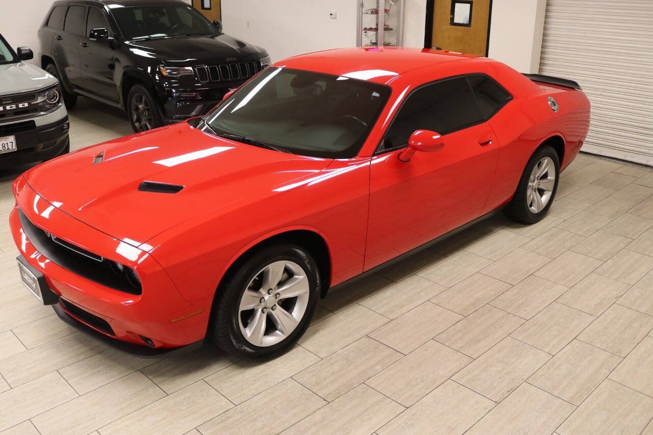 Used 2023 Dodge Challenger SXT RWD image 93
