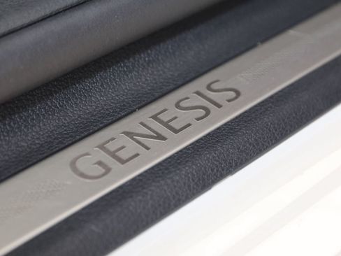 Used 2023 Genesis GV80 3.5T w/ Advanced Package AWD/4WD image 16