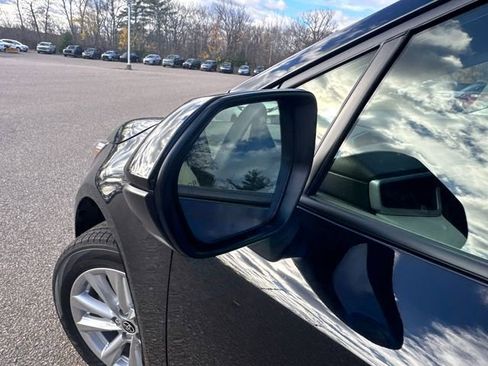 New 2026 Toyota Corolla LE image 16