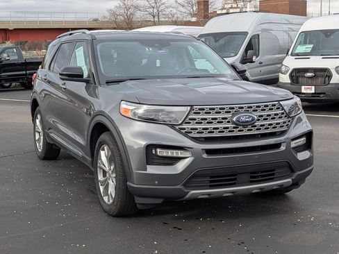 Certified 2021 Ford Explorer Limited w/ Equipment Group 301A image 31