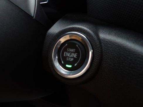Used 2023 Chevrolet TrailBlazer LT w/ Convenience Package AWD/4WD image 37