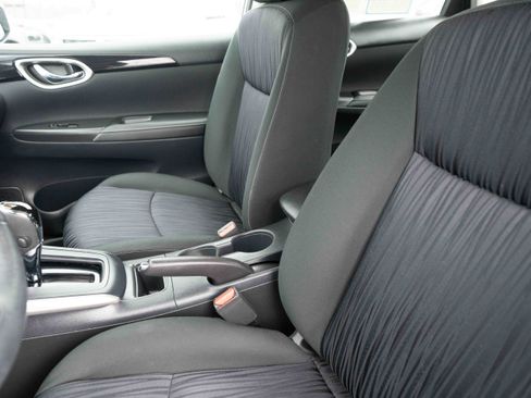 Used 2019 Nissan Sentra SV image 10