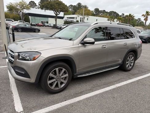 Used 2021 Mercedes-Benz GLS 450 4MATIC image 3