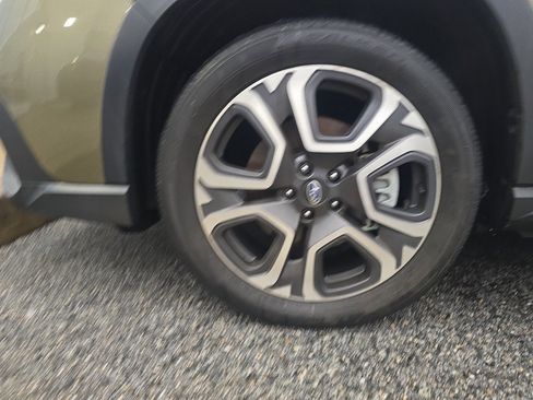 Used 2023 Subaru Ascent Limited w/ Technology Package image 6