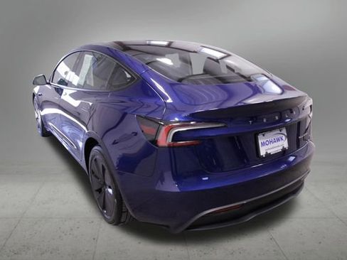 Used 2025 Tesla Model 3 Long Range image 3