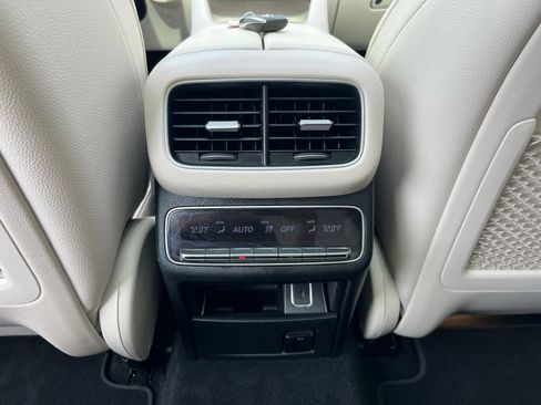 Used 2022 Mercedes-Benz GLS 450 4MATIC image 51