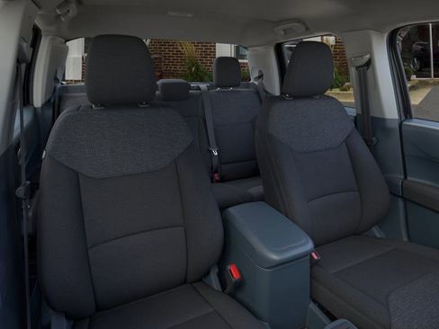 New 2025 Ford Maverick XL w/ Equipment Group 102A image 10