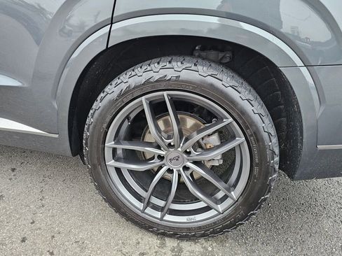 Used 2022 Hyundai Palisade Calligraphy image 11