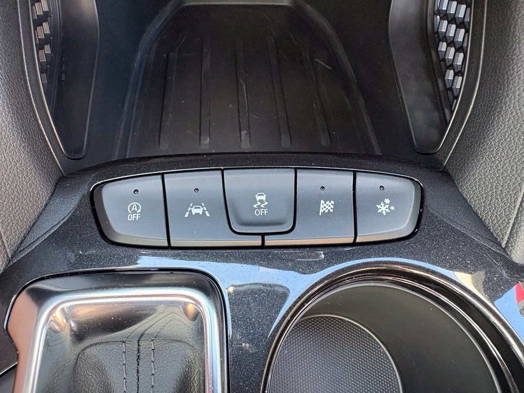 Used 2024 Chevrolet TrailBlazer LT w/ LT Cold Weather Package FWD image 4