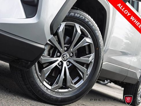Used 2023 Toyota RAV4 Limited w/ Limited Grade Weather Package AWD/4WD image 13