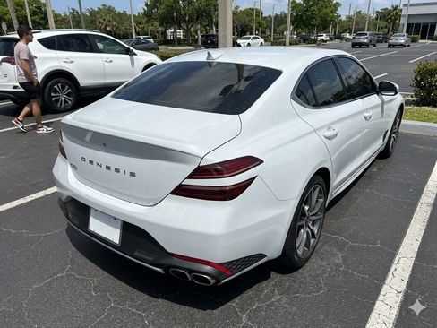 Used 2022 Genesis G70 2.0T image 2