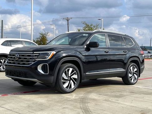 New 2026 Volkswagen Atlas SEL image 2