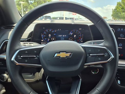Used 2025 Chevrolet Tahoe LS RWD image 21