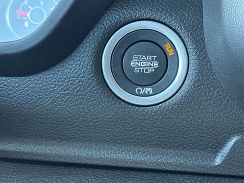 New 2026 RAM 1500 4x4 Crew Cab image 20
