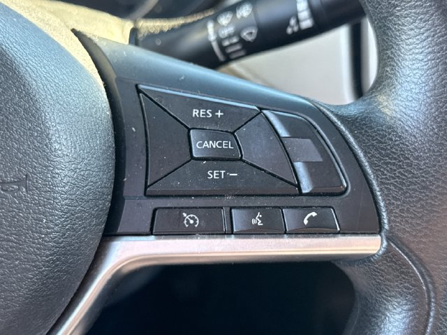Used 2021 Nissan Versa SV FWD image 30