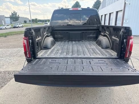 Used 2025 Ford F150 Lariat w/ Equipment Group 501A Mid AWD/4WD image 17