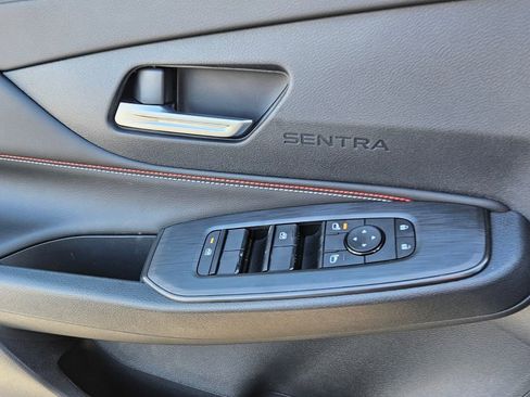 New 2026 Nissan Sentra SR w/ SR Premium Package FWD image 30