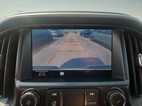 Used 2019 Chevrolet Colorado LT w/ LT Convenience Package AWD/4WD image 21