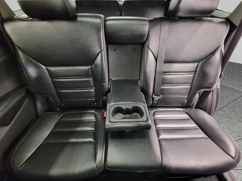 Used 2019 Kia Sorento EX image 24