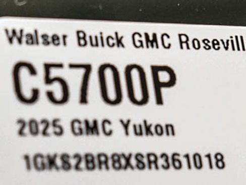 Used 2025 GMC Yukon Elevation AWD/4WD image 31