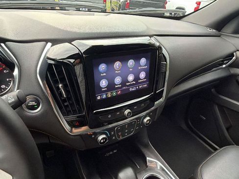 Used 2023 Chevrolet Traverse Premier w/ Redline Edition AWD/4WD image 34