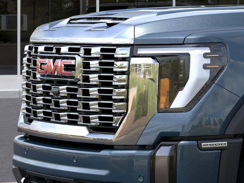 New 2026 GMC Sierra 2500 Denali image 13