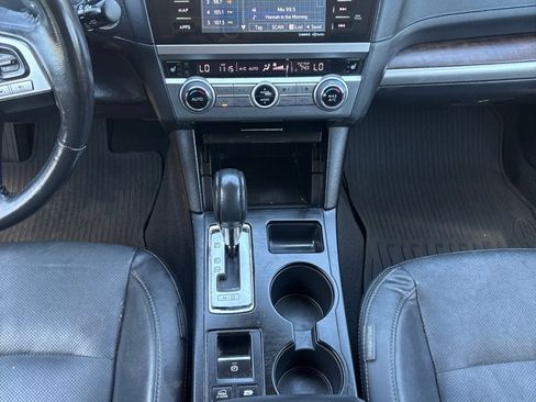Used 2016 Subaru Outback 2.5i Limited AWD/4WD image 16