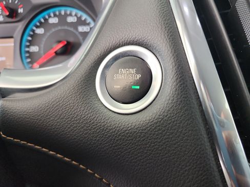 Used 2020 Chevrolet Traverse LS FWD image 27