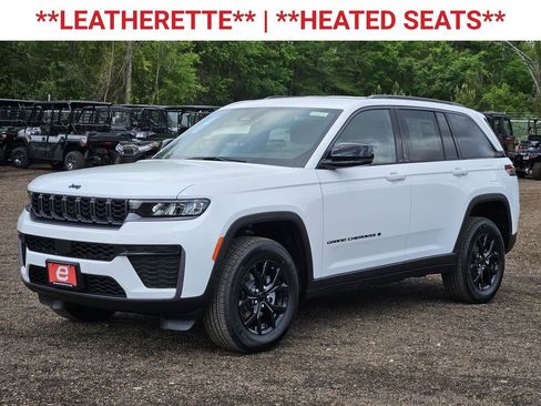New 2026 Jeep Grand Cherokee Altitude RWD image 3