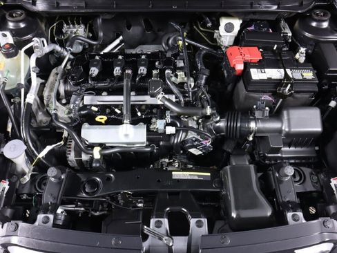 Used 2020 Nissan Kicks S image 37