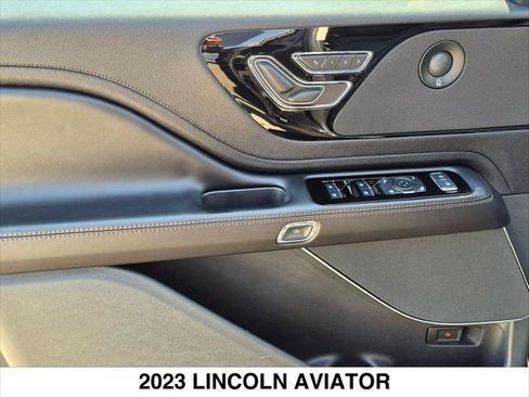 Certified 2023 Lincoln Aviator Reserve w/ Equipment Group 201A RWD image 10