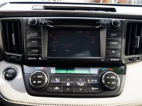 Used 2018 Toyota RAV4 XLE image 14