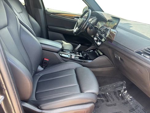 Used 2021 BMW X4 xDrive30i AWD/4WD image 16