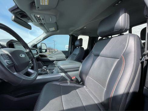 Used 2021 Ford F150 Lariat w/ Max Trailer Tow Package image 19