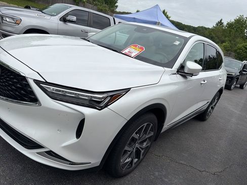 Used 2022 Acura MDX SH-AWD w/ Technology Package image 3
