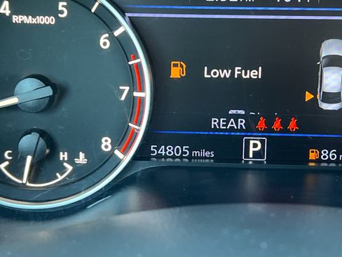Used 2024 Nissan Altima 2.5 SR FWD image 24