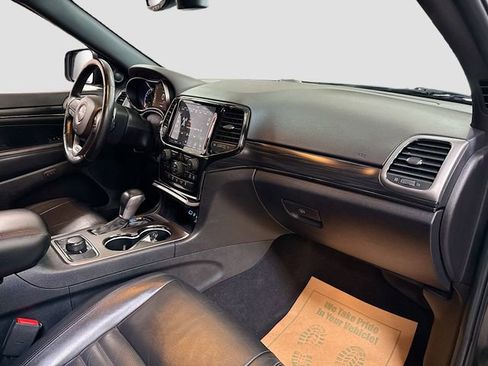 Used 2020 Jeep Grand Cherokee Limited X image 30