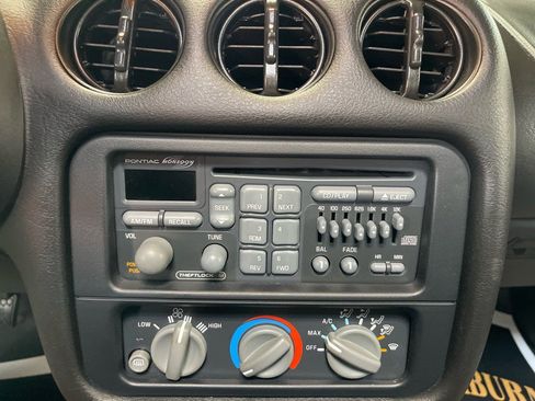 Used 2002 Pontiac Firebird Trans Am image 33