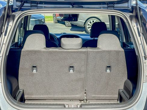 Used 2025 Kia Soul LX FWD image 35