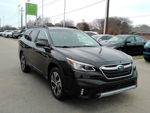 Used 2020 Subaru Outback Limited image 4