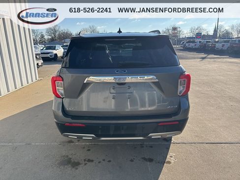 Used 2023 Ford Explorer XLT w/ Equipment Group 202A image 6