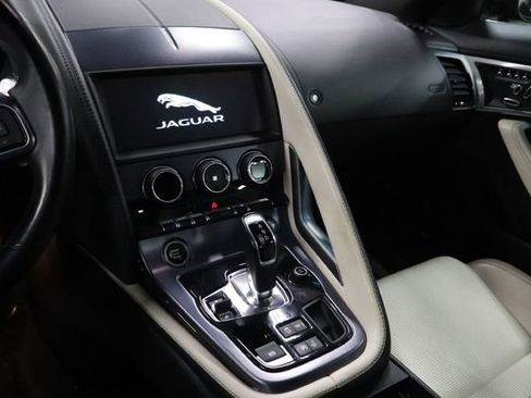 Used 2020 Jaguar F-TYPE Coupe RWD image 22