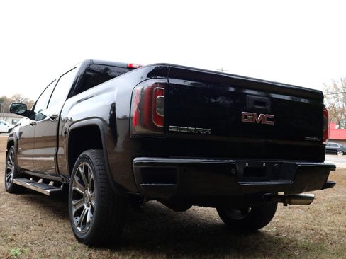 Used 2017 GMC Sierra 1500 Denali image 2