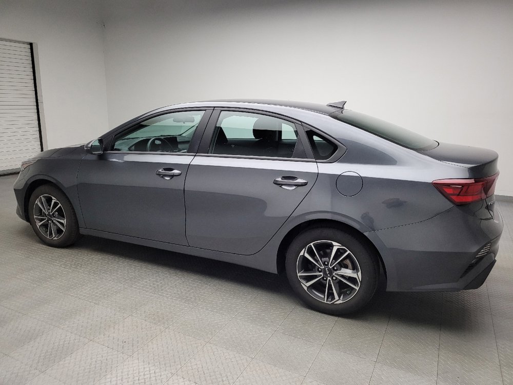 Used 2023 Kia Forte LXS w/ LXS Technology Package FWD image 3