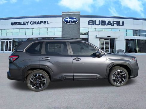 Used 2026 Subaru Forester Premium image 4