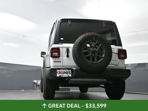 Used 2025 Jeep Wrangler Unlimited Sport AWD/4WD image 33