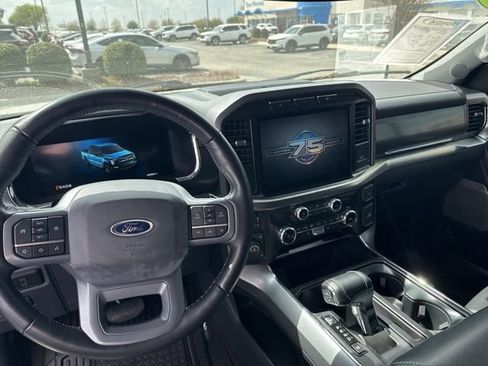 Used 2023 Ford F150 Lariat image 9